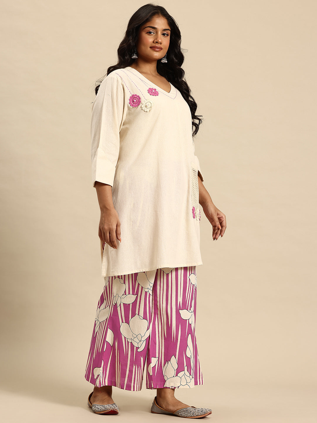 Pink Leaf Embroidered Regular Beads & Stones Kurta With Palazzos Co-Ords Set
