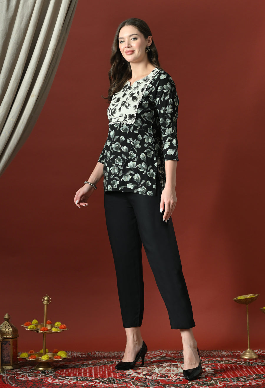 Black Floral Printed Casual Round Neck Top With Trousers