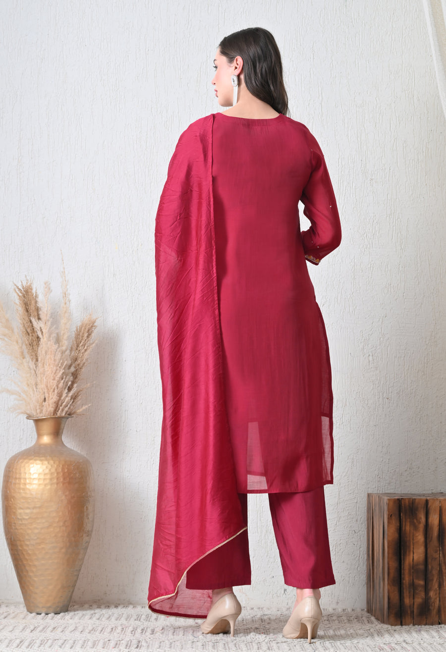 Maroon Ethnic Motifs Embroidered Regular Thread Work Chanderi Cotton Kurta with Dupatta