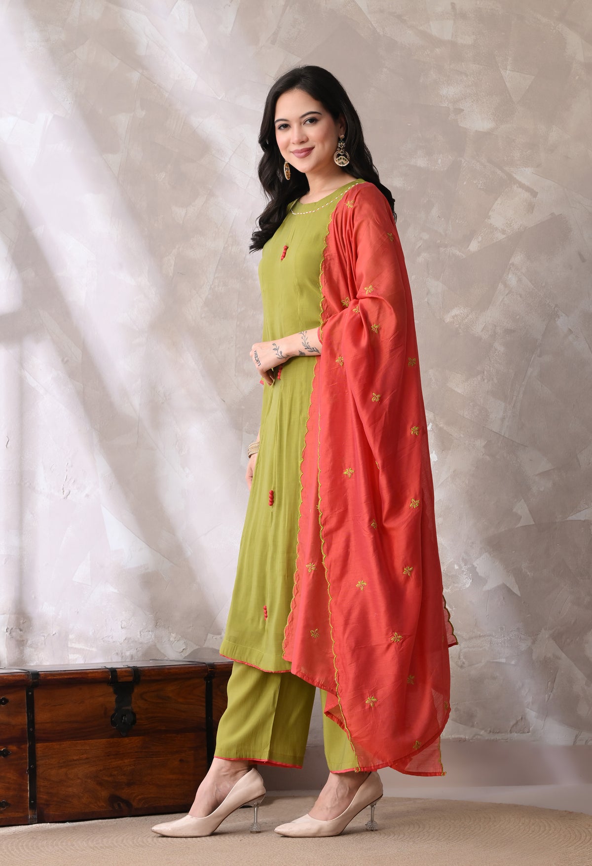 Mehandi Ethnic Motifs Embroidered Regular Thread Work Kurta with Palazzos & With Dupatta
