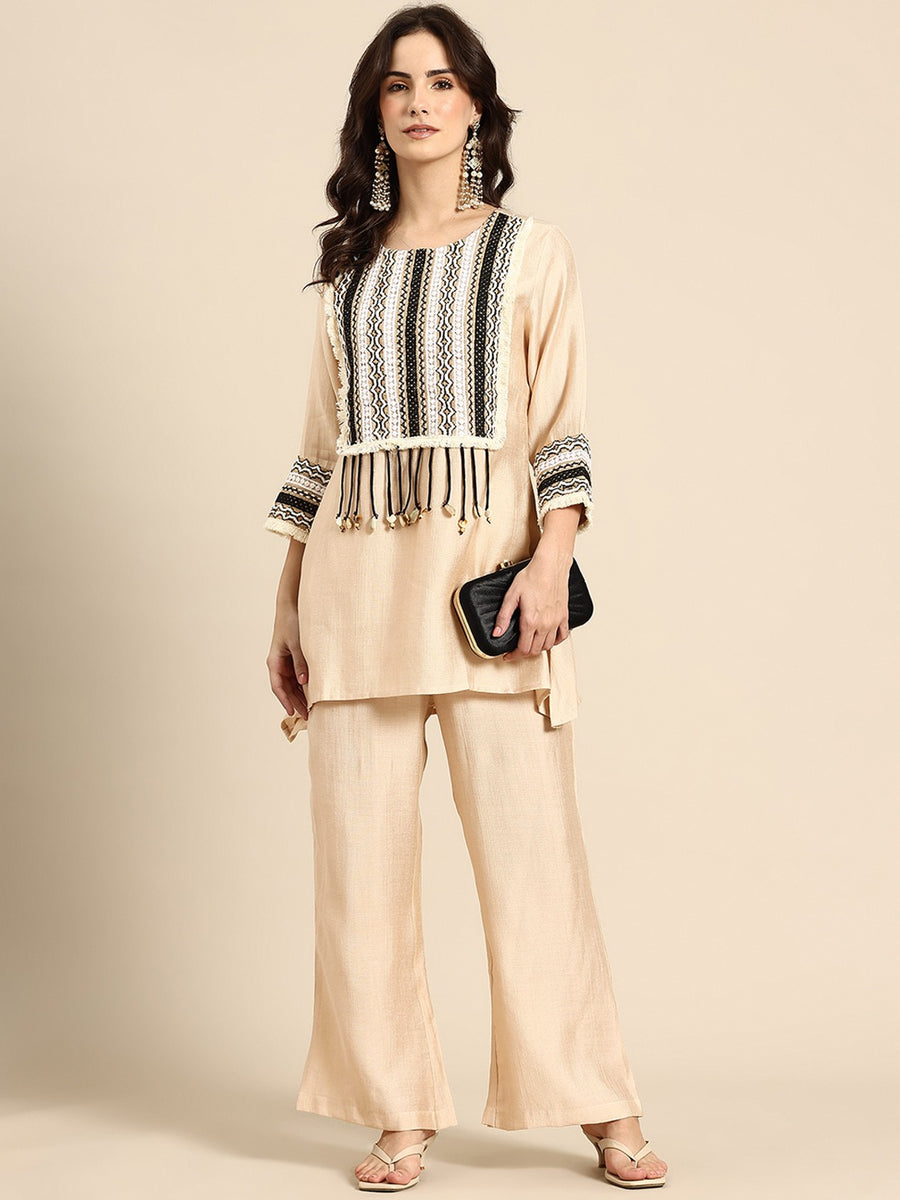 Lilac Printed Thread Work Kurta With Trousers Co-Ords