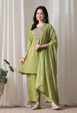 Green Short Kurta With Plazzo And Dupatta For Women - 2615 view 3