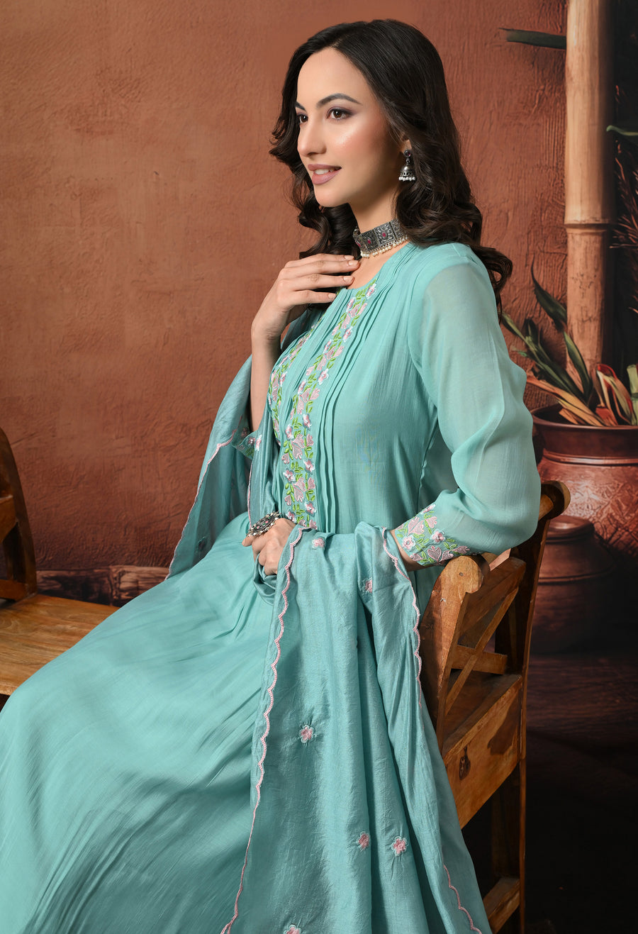 Blue Ethnic Motifs Embroidered Regular Thread Work Kurta with Trousers & With Dupatta
