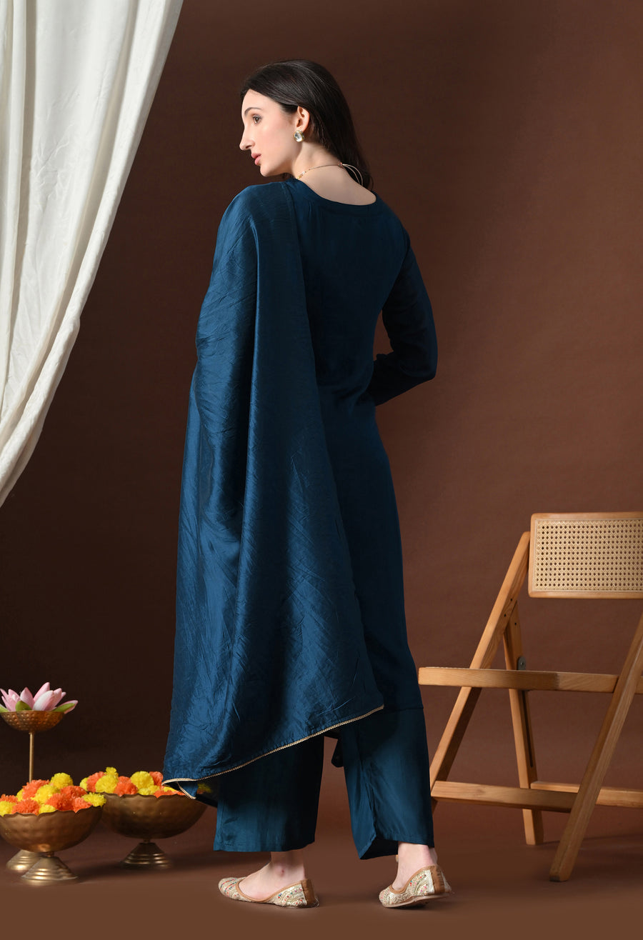 Blue Ethnic Motifs Embroidered Regular Thread Work Kurta with Palazzos & With Dupatta