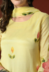 2641 YELLOW - image 4