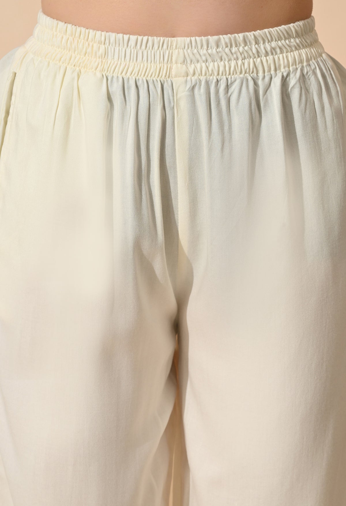 2608 WHITE - image 1