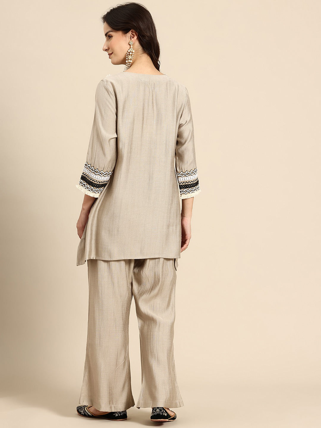 2607 GREY - image 1