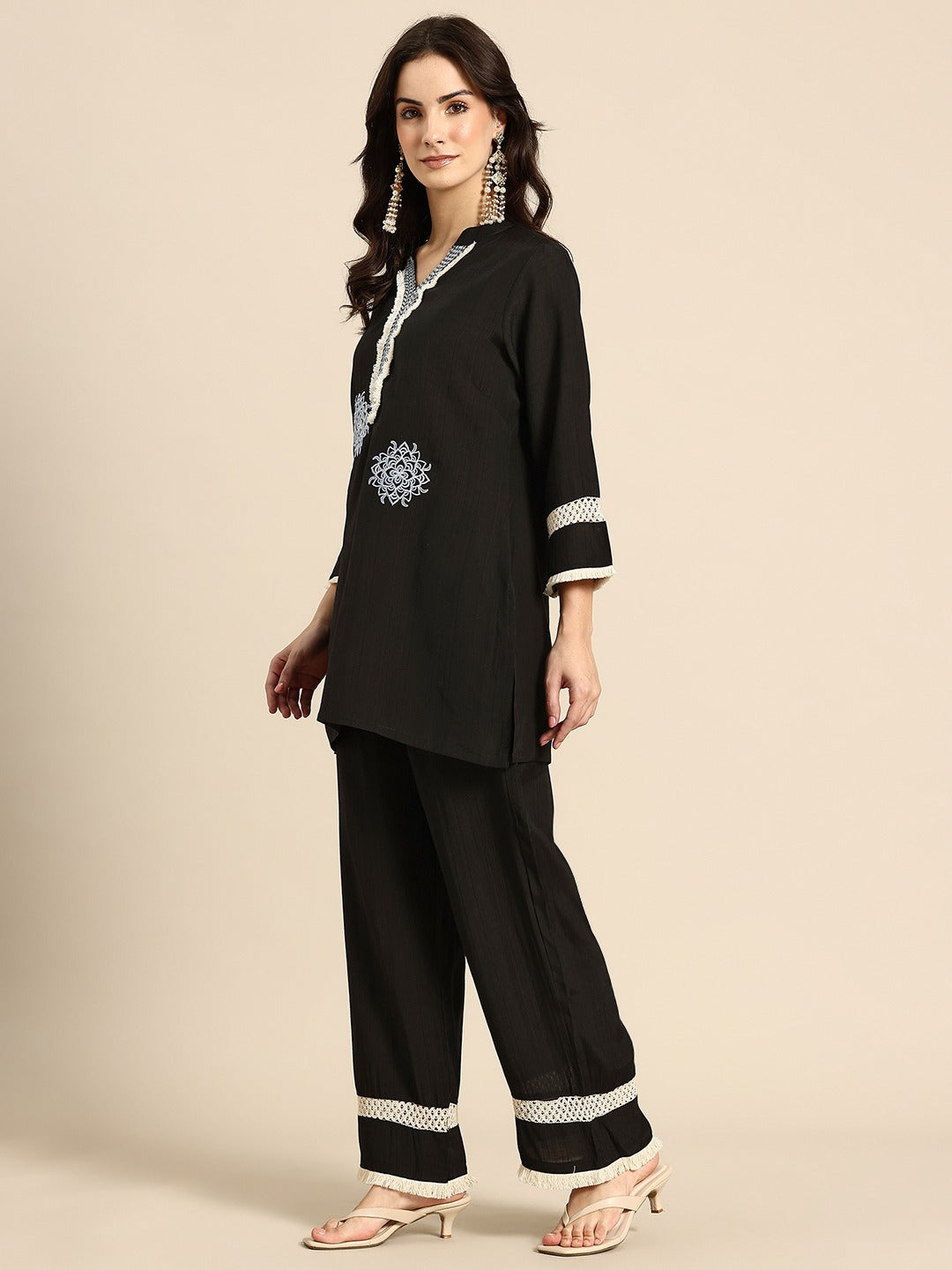 2606 BLACK - image 3