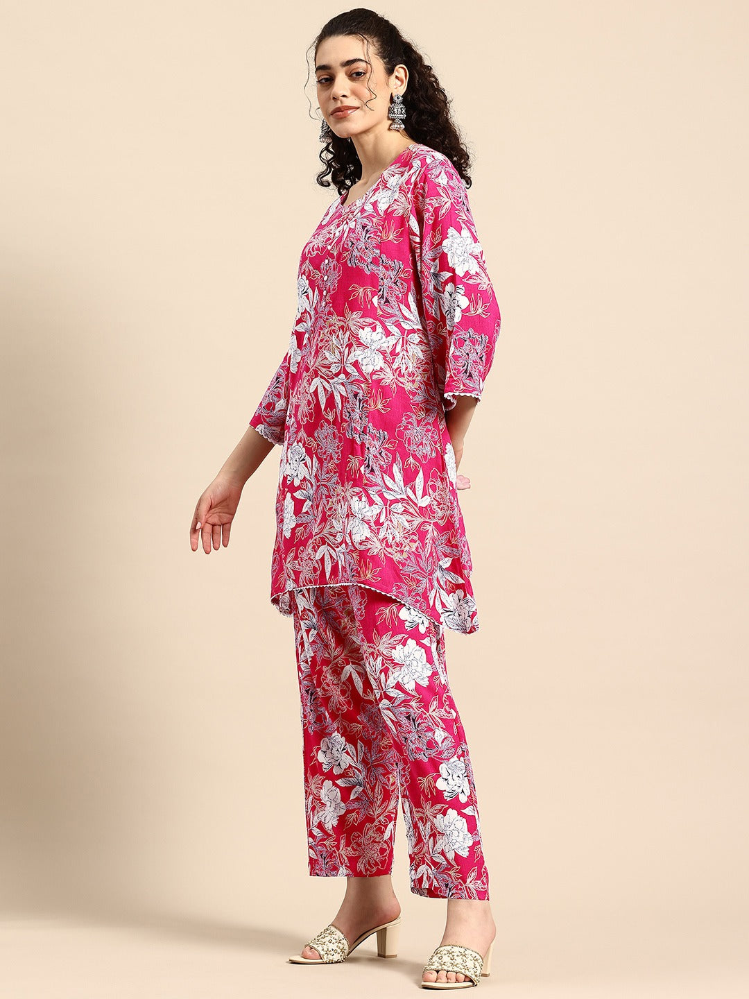 2602 PINK - image 1