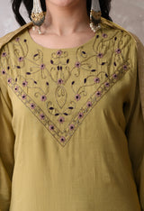 Green Straight Kurta With Plazzo And Dupatta For Women - 2613 view 2