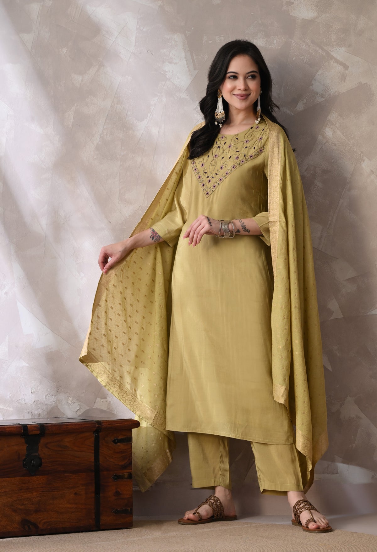 Green Straight Kurta With Plazzo And Dupatta For Women - 2613 view 4