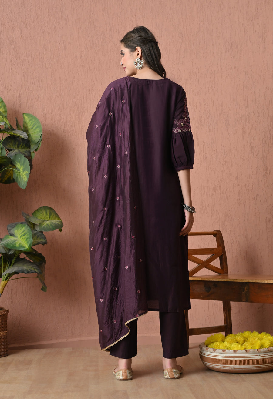 Purple Ethnic Motifs Embroidered Thread Work Kurta Trousers & Dupatta